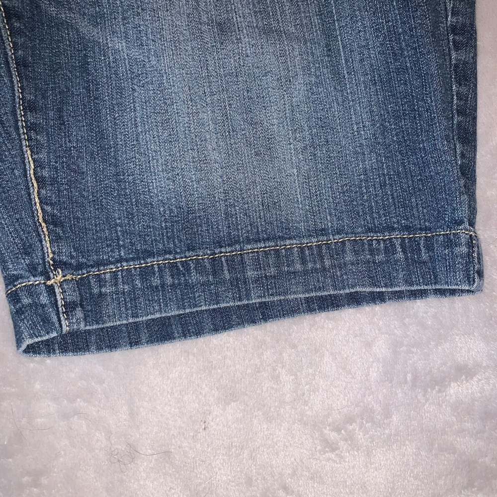 Shorts - Picture 2 of 5